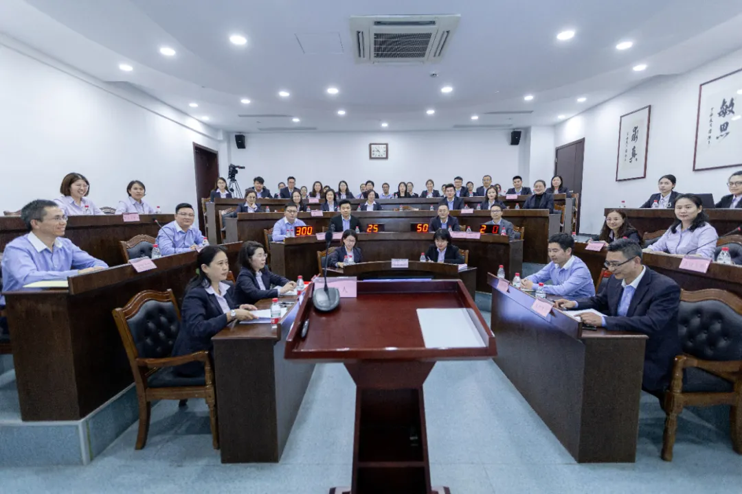 挑战不断，激情持续_述职大会_队伍建设_理想连线
